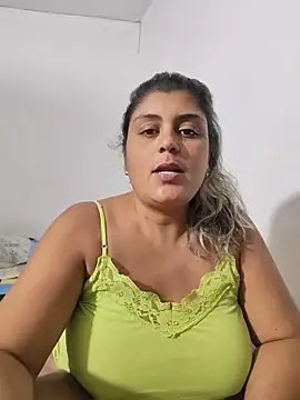 Snapshot of AlyDenalioficial chatting on 06/10/26, 04:50 AlyDenalioficial online show from 06/10/26, 04:50