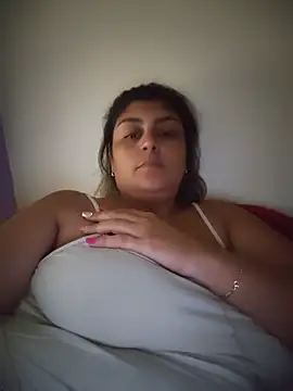 Snapshot of AlyDenalioficial chatting on 07/09/26, 04:22 AlyDenalioficial online show from 07/09/26, 04:22
