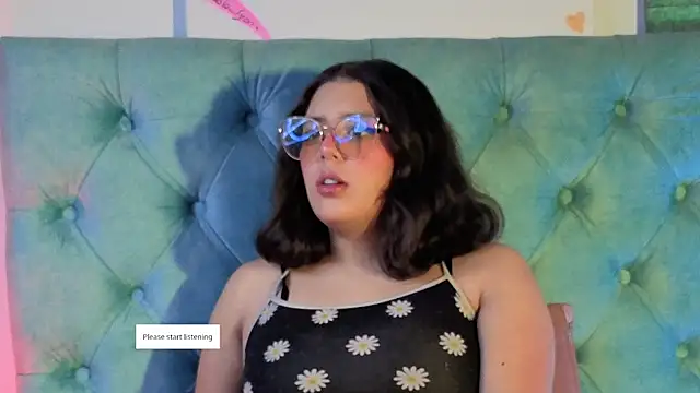 Paola Lyon  online show from 02/06/26, 07:06