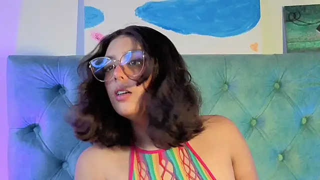 Paola Lyon  online show from 03/03/26, 06:14