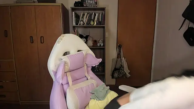 Snapshot of valerie__skyy chatting on 01/10/25, 02:57 valerie skyy online show from 01/10/25, 02:57