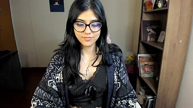 Snapshot of valerie__skyy chatting on 03/05/25, 02:14 valerie skyy online show from 03/05/25, 02:14