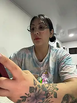 my-kitty online show from 05/17/26, 11:23