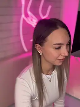 MiaMinx online show from 12/10/24, 01:32