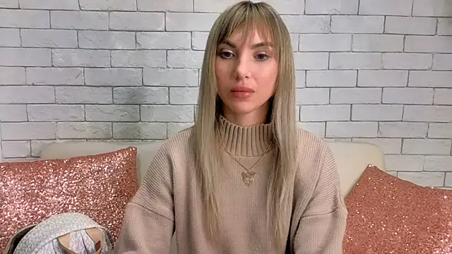 MiaMinx online show from 02/03/25, 04:57