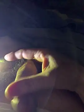 Snapshot of bertram59 chatting on 12/22/25, 07:16 bertram59 online show from 12/22/25, 07:16