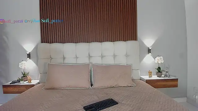 Snapshot of sofi_potter_ chatting on 01/08/26, 04:20 sofi potter online show from 01/08/26, 04:20