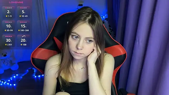 Snapshot of Natural_babe666 chatting on 03/13/25, 05:07 Natural babe666 online show from 03/13/25, 05:07