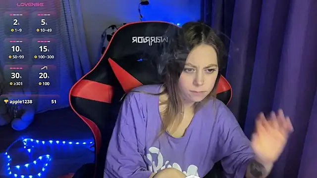 Snapshot of Natural_babe666 chatting on 03/20/25, 01:24 Natural babe666 online show from 03/20/25, 01:24