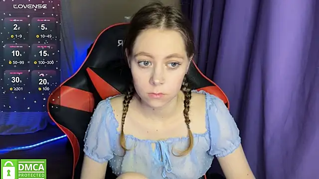 Snapshot of Natural_babe666 chatting on 10/13/25, 06:02 Natural babe666 online show from 10/13/25, 06:02