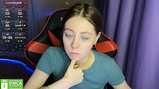 Snapshot of Natural_babe666 chatting on 11/21/25, 08:40 Natural babe666 online show from 11/21/25, 08:40