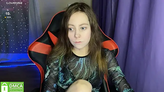 Snapshot of Natural_babe666 chatting on 12/04/25, 09:51 Natural babe666 online show from 12/04/25, 09:51