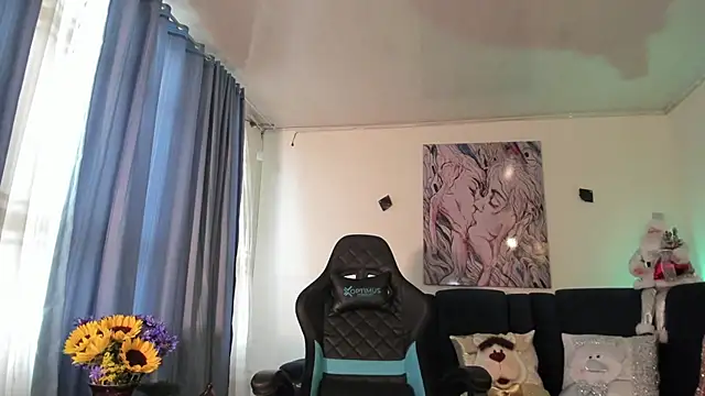 Doll troy online show from 12/05/24, 06:44