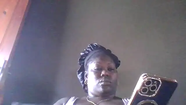 Snapshot of XgeileKutje chatting on 10/11/25, 09:52 XgeileKutje online show from 10/11/25, 09:52