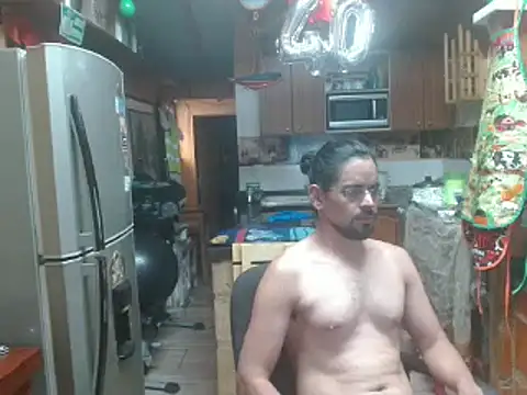 Snapshot of Dr_Pocholate84 chatting on 01/25/25, 09:25 Dr Pocholate84 online show from 01/25/25, 09:25