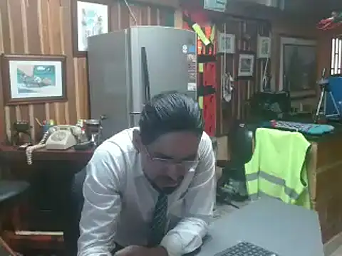 Snapshot of Dr_Pocholate84 chatting on 01/31/25, 04:59 Dr Pocholate84 online show from 01/31/25, 04:59