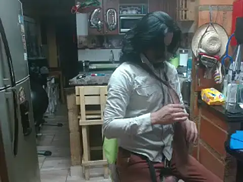 Snapshot of Dr_Pocholate84 chatting on 02/14/25, 02:18 Dr Pocholate84 online show from 02/14/25, 02:18