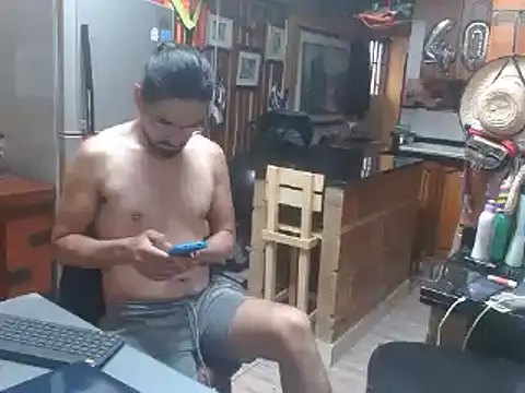 Snapshot of Dr_Pocholate84 chatting on 02/25/25, 12:55 Dr Pocholate84 online show from 02/25/25, 12:55