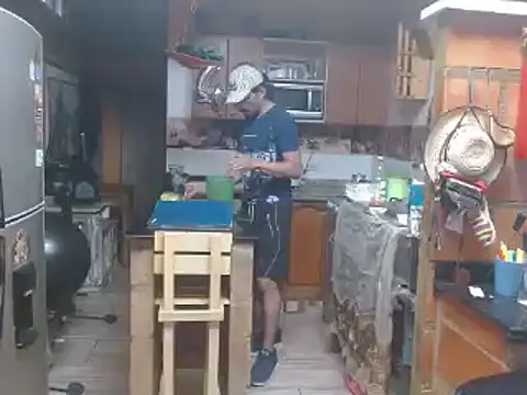 Snapshot of Dr_Pocholate84 chatting on 02/27/25, 03:25 Dr Pocholate84 online show from 02/27/25, 03:25