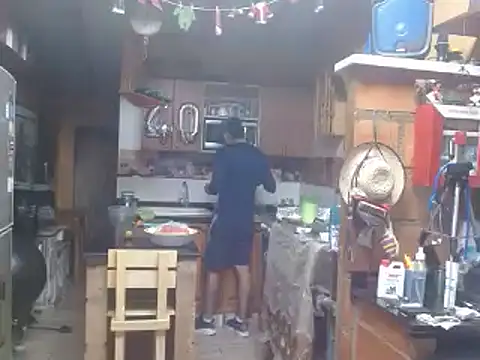 Snapshot of Dr_Pocholate84 chatting on 02/28/25, 08:18 Dr Pocholate84 online show from 02/28/25, 08:18