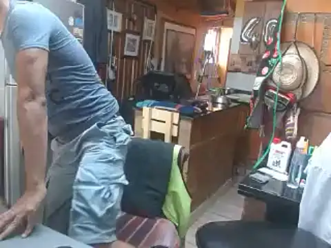 Snapshot of Dr_Pocholate84 chatting on 03/01/25, 06:00 Dr Pocholate84 online show from 03/01/25, 06:00