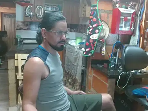 Snapshot of Dr_Pocholate84 chatting on 03/09/25, 05:06 Dr Pocholate84 online show from 03/09/25, 05:06