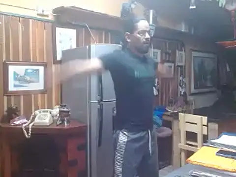 Snapshot of Dr_Pocholate84 chatting on 03/19/25, 02:37 Dr Pocholate84 online show from 03/19/25, 02:37