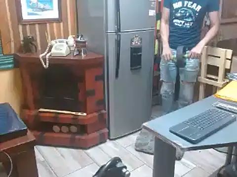 Snapshot of Dr_Pocholate84 chatting on 03/20/25, 09:13 Dr Pocholate84 online show from 03/20/25, 09:13