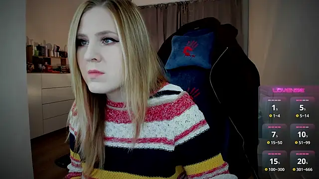 Olivia Munk online show from 09/23/25, 04:26