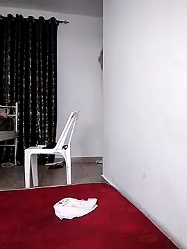 Snapshot of Kamdollie chatting on 01/25/25, 04:23 Kamdollie online show from 01/25/25, 04:23