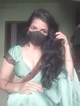 Shuttii 25 online show from 10/28/25, 05:55