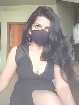 Snapshot of Shuttii_25 chatting on 02/19/26, 05:58 Shuttii 25 online show from 02/19/26, 05:58