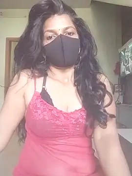 Snapshot of Shuttii_25 chatting on 03/12/26, 04:51 Shuttii 25 online show from 03/12/26, 04:51