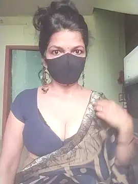 Snapshot of Shuttii_25 chatting on 03/17/26, 05:22 Shuttii 25 online show from 03/17/26, 05:22