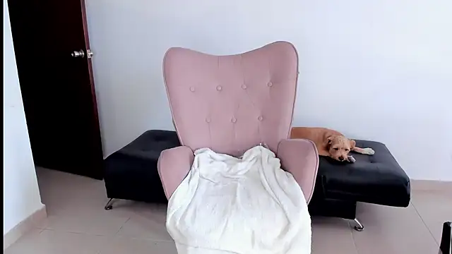 Snapshot of selene_king2 chatting on 02/08/25, 05:50 selene king2 online show from 02/08/25, 05:50