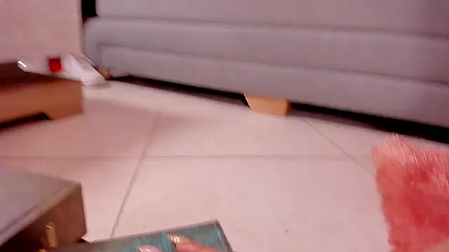 DAHLIA BROWNIE online show from 01/05/25, 08:22