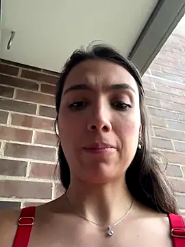 AnnaCastillo  online show from 11/10/25, 10:20