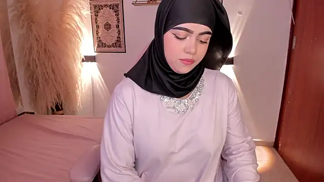 shayla 18 online show from 01/23/25, 07:51