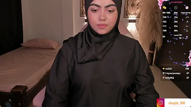 shayla 18 online show from 03/08/25, 12:33