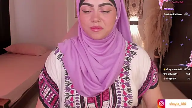 shayla 18 online show from 03/19/25, 11:25