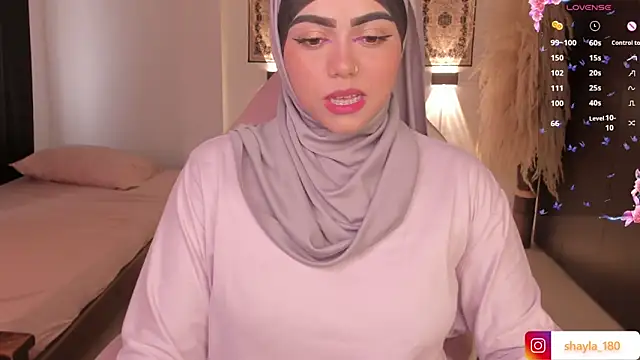 shayla 18 online show from 03/20/25, 08:51