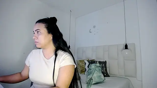 tiffany  pink online show from 09/20/25, 07:37