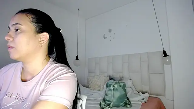 tiffany  pink online show from 10/04/25, 09:13