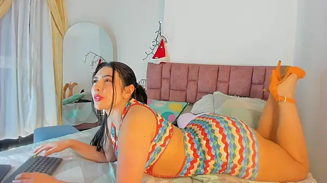 SunnyLeonz online show from 12/14/25, 02:06