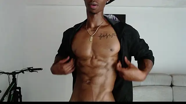 Snapshot of drake_brwon_23 chatting on 05/19/26, 06:47 drake brwon 23 online show from 05/19/26, 06:47