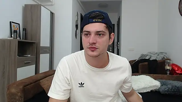 Snapshot of AndyFame chatting on 02/22/25, 06:50 AndyFame online show from 02/22/25, 06:50