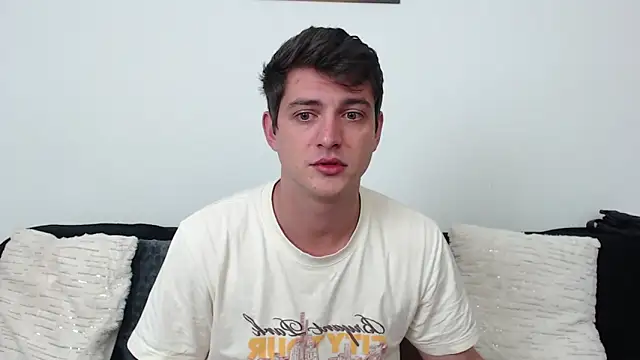 Snapshot of AndyFame chatting on 05/15/26, 12:39 AndyFame online show from 05/15/26, 12:39