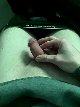 Snapshot of KaterSeinVater1 chatting on 10/26/25, 06:47 KaterSeinVater1 online show from 10/26/25, 06:47