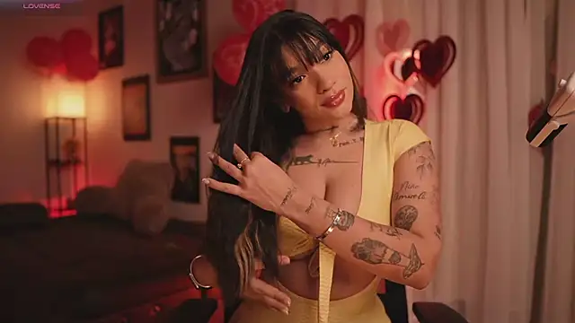 Snapshot of HannahW_ chatting on 02/20/26, 09:59 HannahW online show from 02/20/26, 09:59