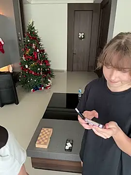 Snapshot of Nura_n_Sarah chatting on 02/05/26, 05:12 Nura n Sarah online show from 02/05/26, 05:12